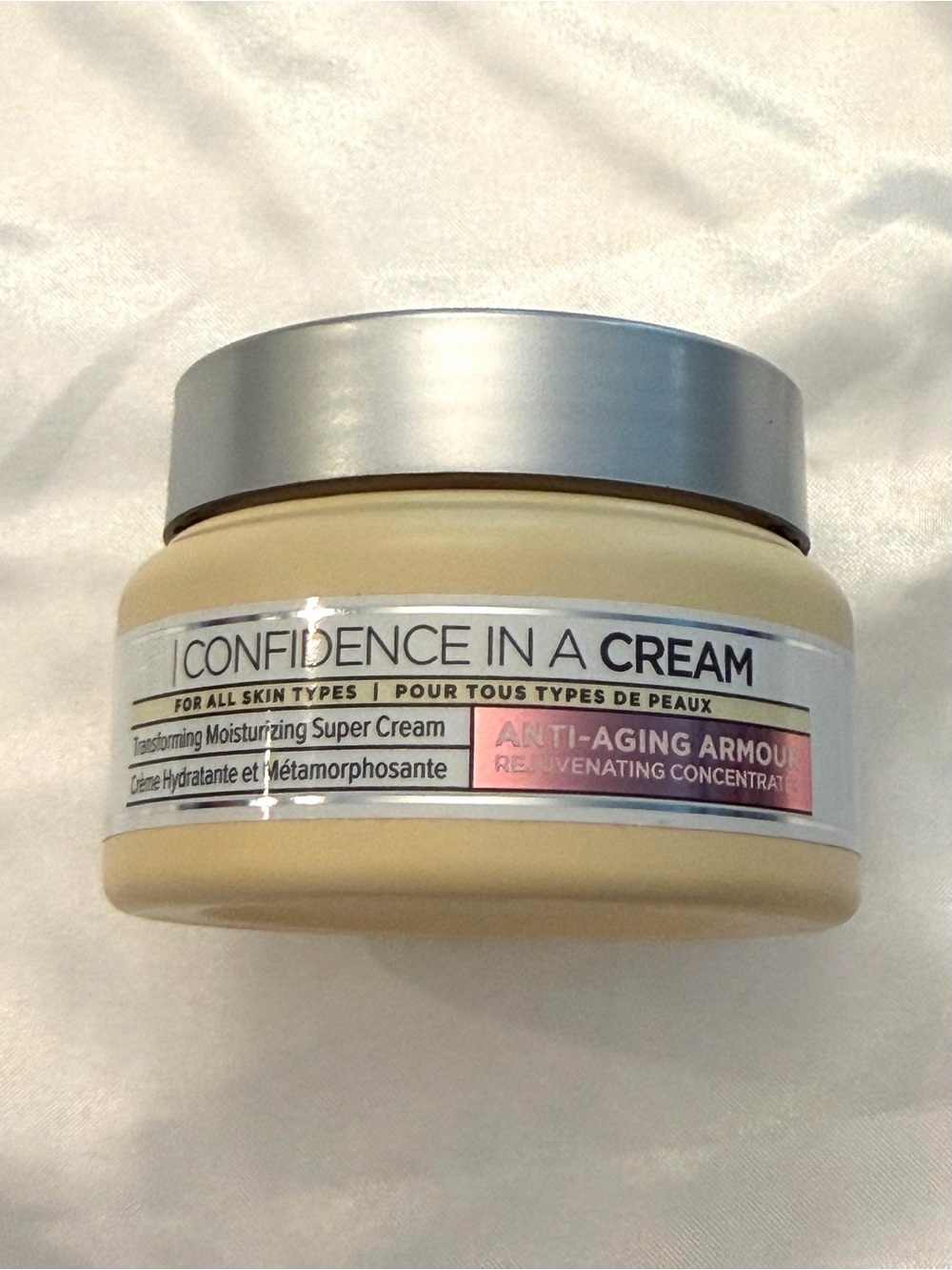 IT Cosmetics Confidence in a Cream Anti-Aging Face Moisturizer 2 fl oz NEW ($49)